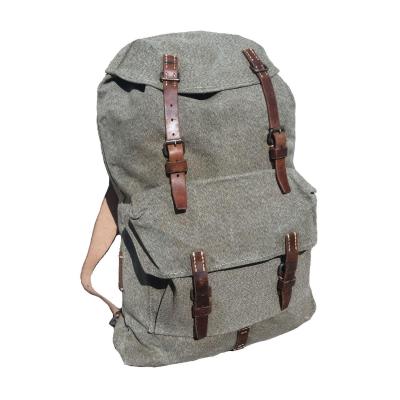 Náhledová fotky Batoh ŠVÝCARSKÝ s koženými popruhy použitý