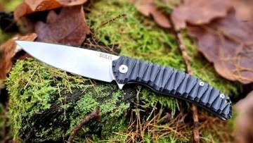 Zavírací SULIS DACHS - prášková M390 černošedý