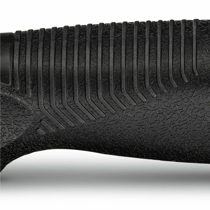 Nůž VICTORINOX s pevnou čepelí VENTURE PRO ČERNÝ