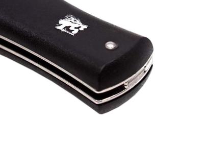 Predátor Mikov s klipem